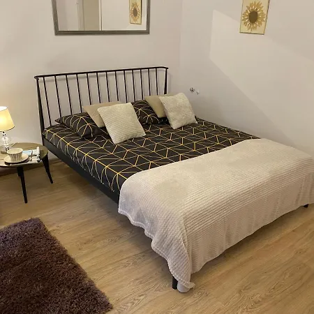 Apartament Arsenal *